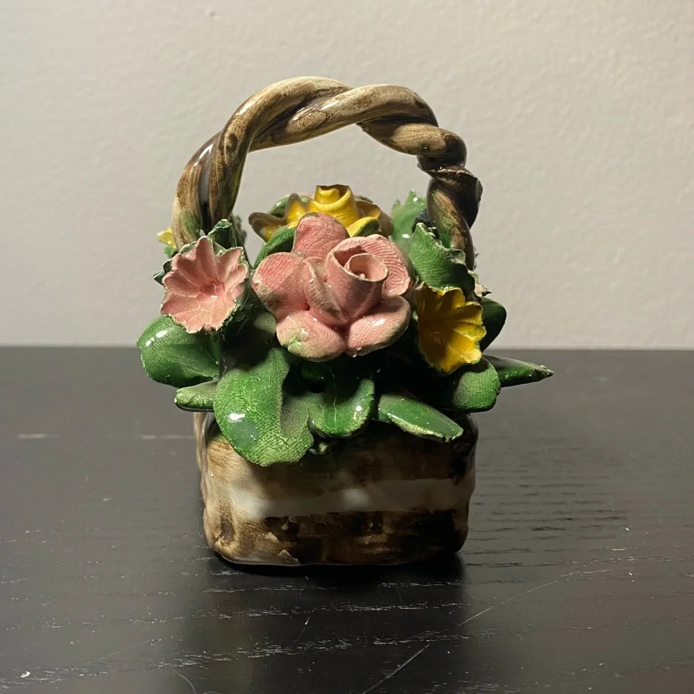 Nuova Capodimonte this vintage
